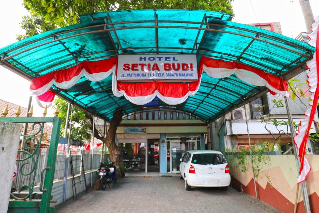 Hotel Setia Budi Malang Bagian luar foto